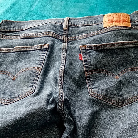 Lot of Levi 505s size 36x30 - Picture 4 of 10